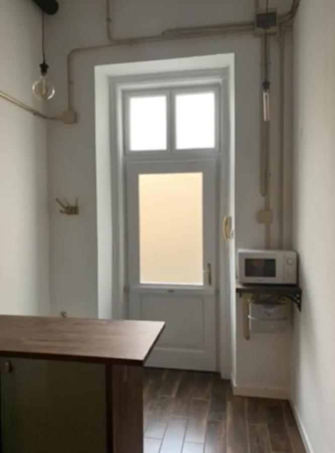 Award Winning Luxury Studio In The Heart Of Budapest In Historical Building Екстериор снимка